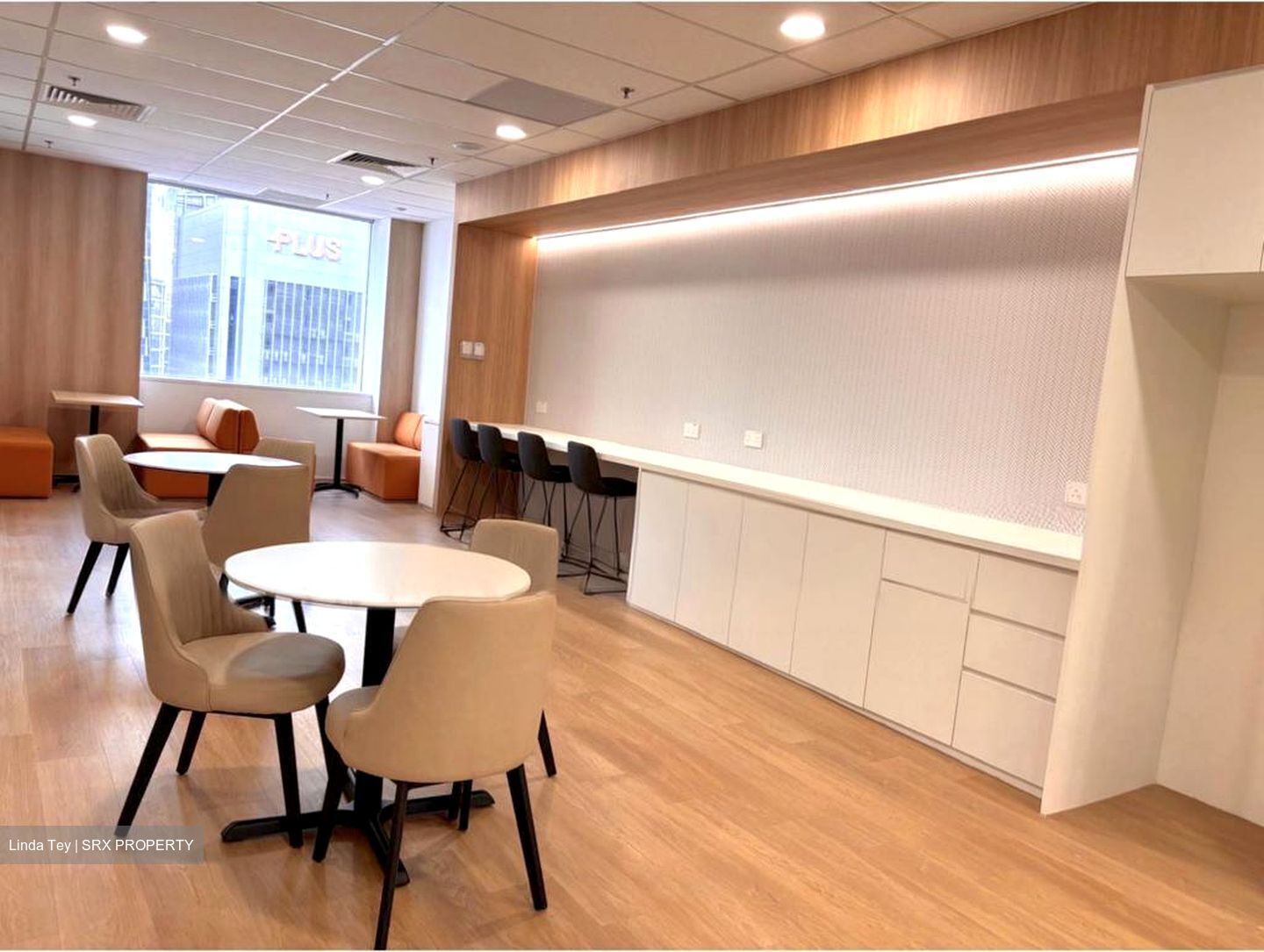 Fullerton Hotel (D1), Office #498335861